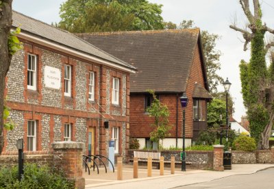 Front of Petersfield Museum and Art Gallery
